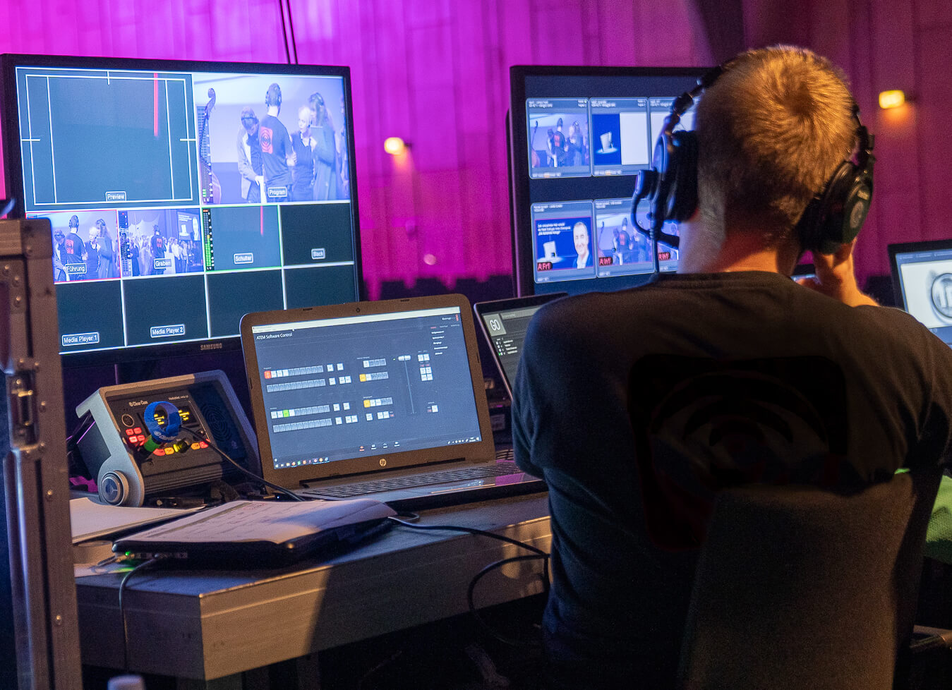 Die Eventagentur B.EFFECTIVE bietet Unterstützung bei der Organisation von hybriden Events